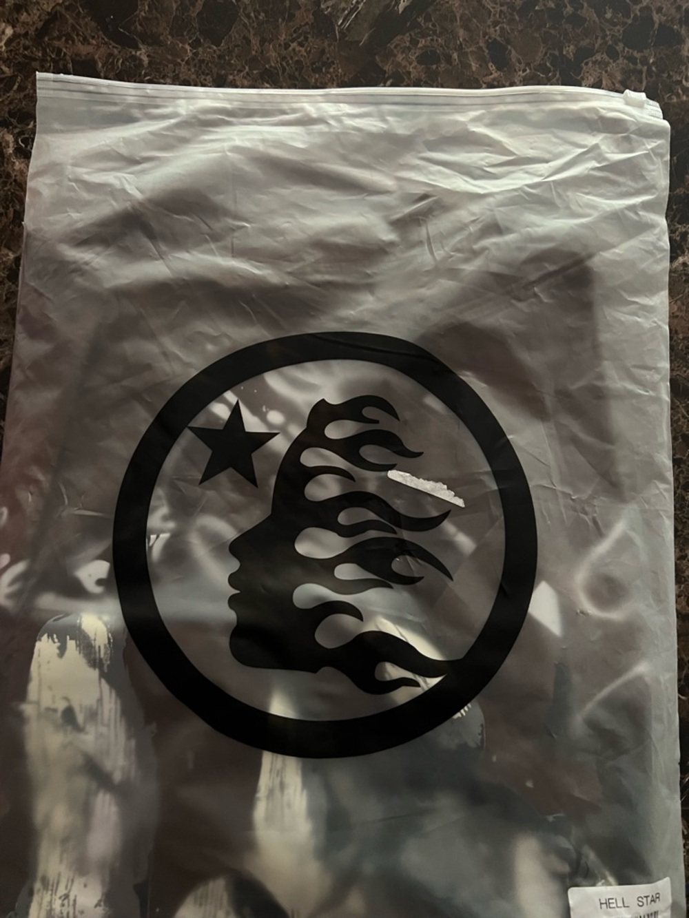 Hellstar gray tee shirt with women and muscle car - Picture 3 of 3